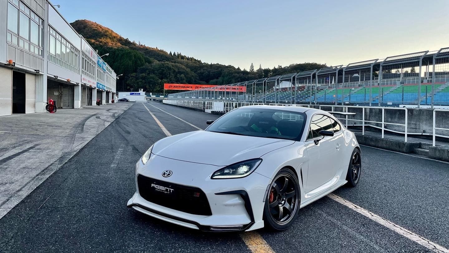 岡山　エージェント　８６