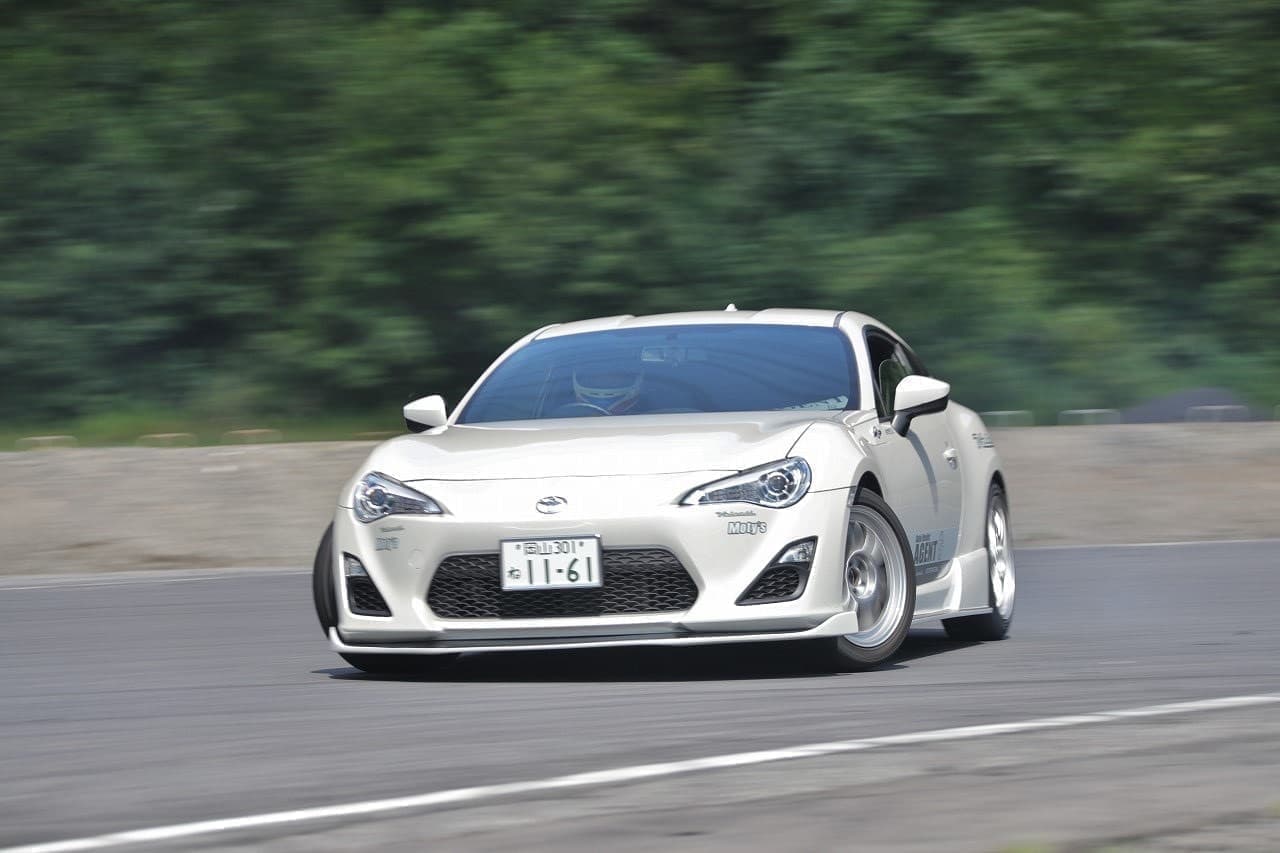 ８６をお探しなら岡山のエージェントに！新車・中古車販売・買取何でもお任せ下さい