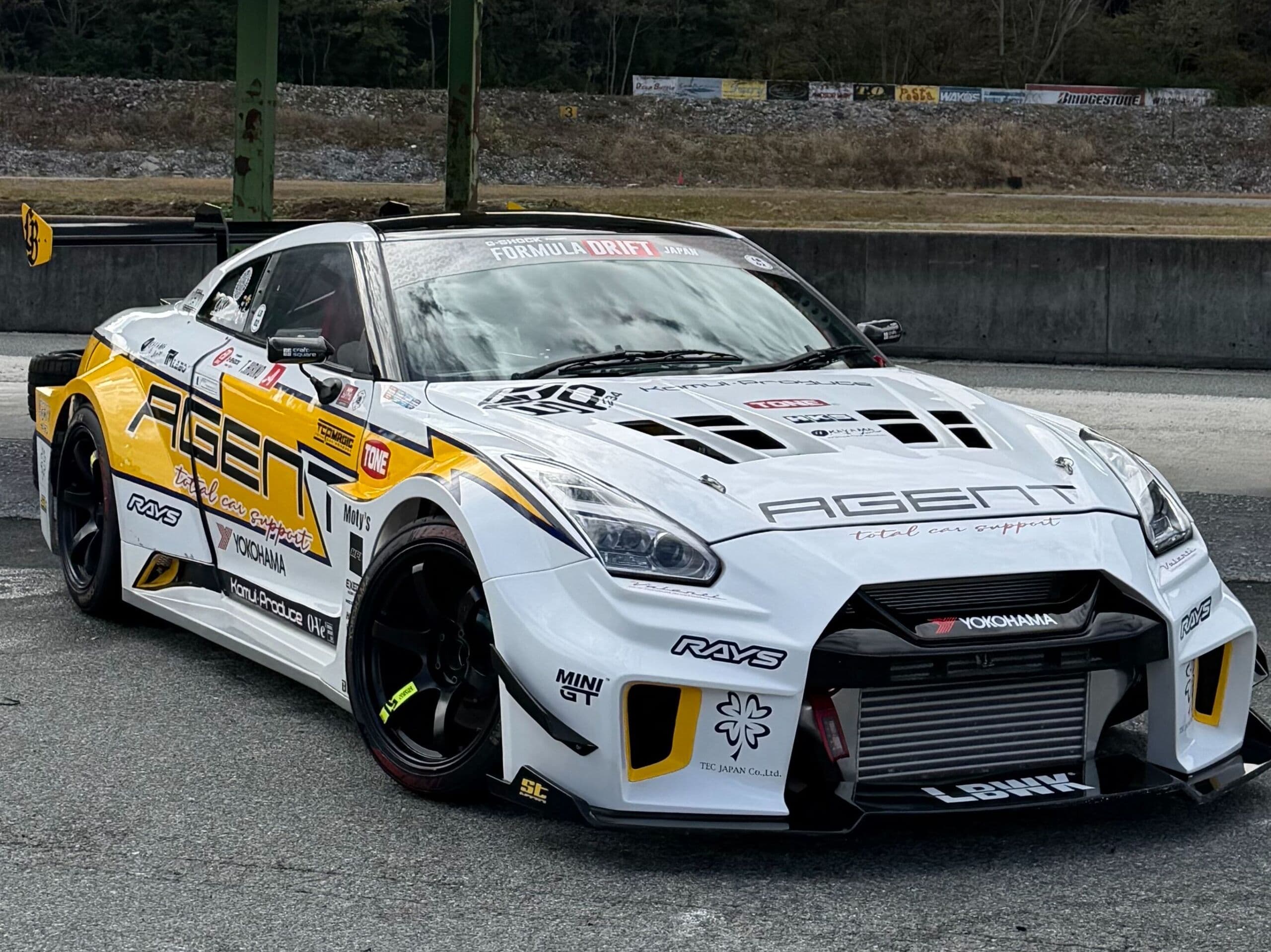 岡山　エージェント　中古車　８６