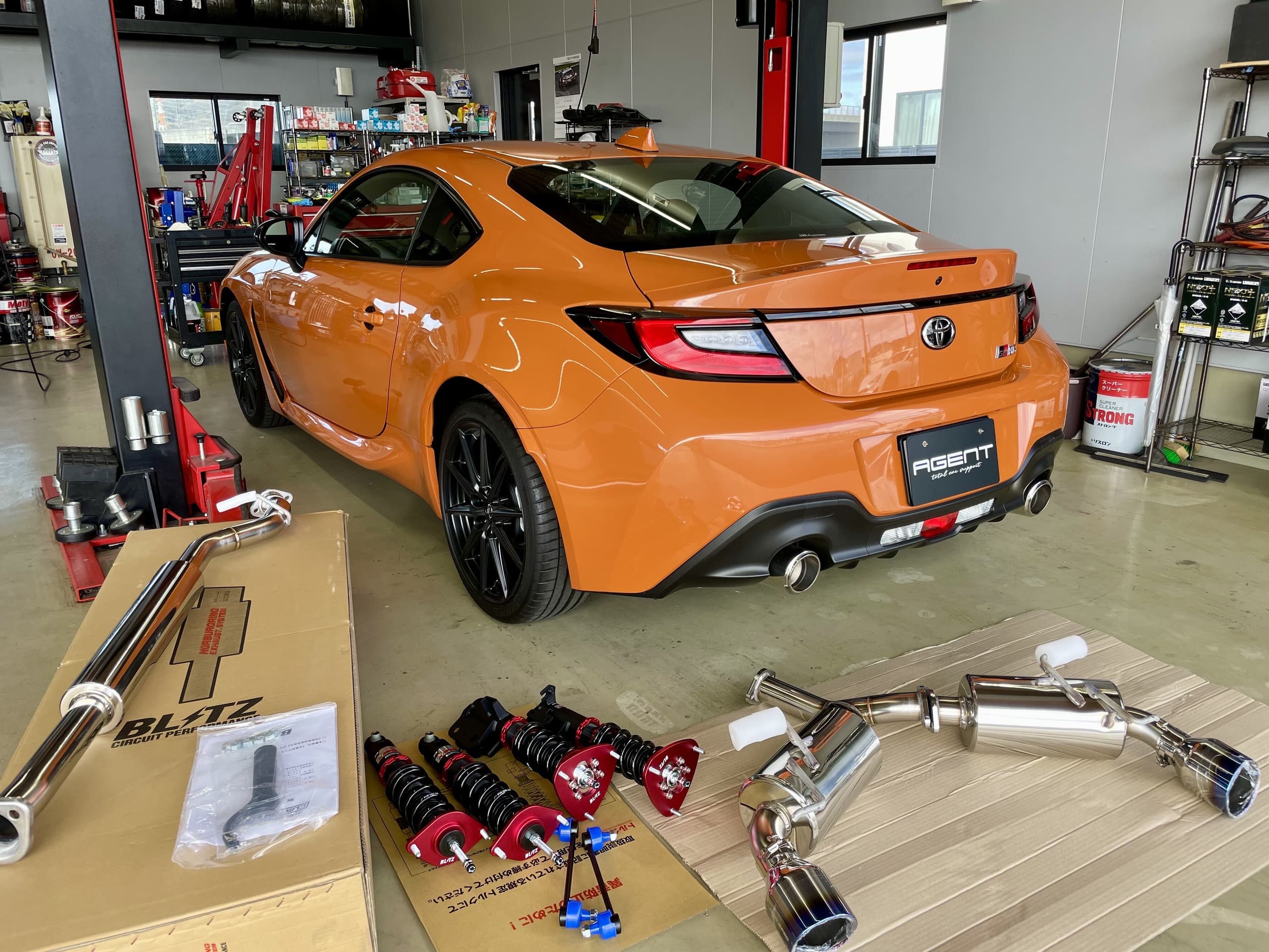 岡山　エージェント　中古車　８６