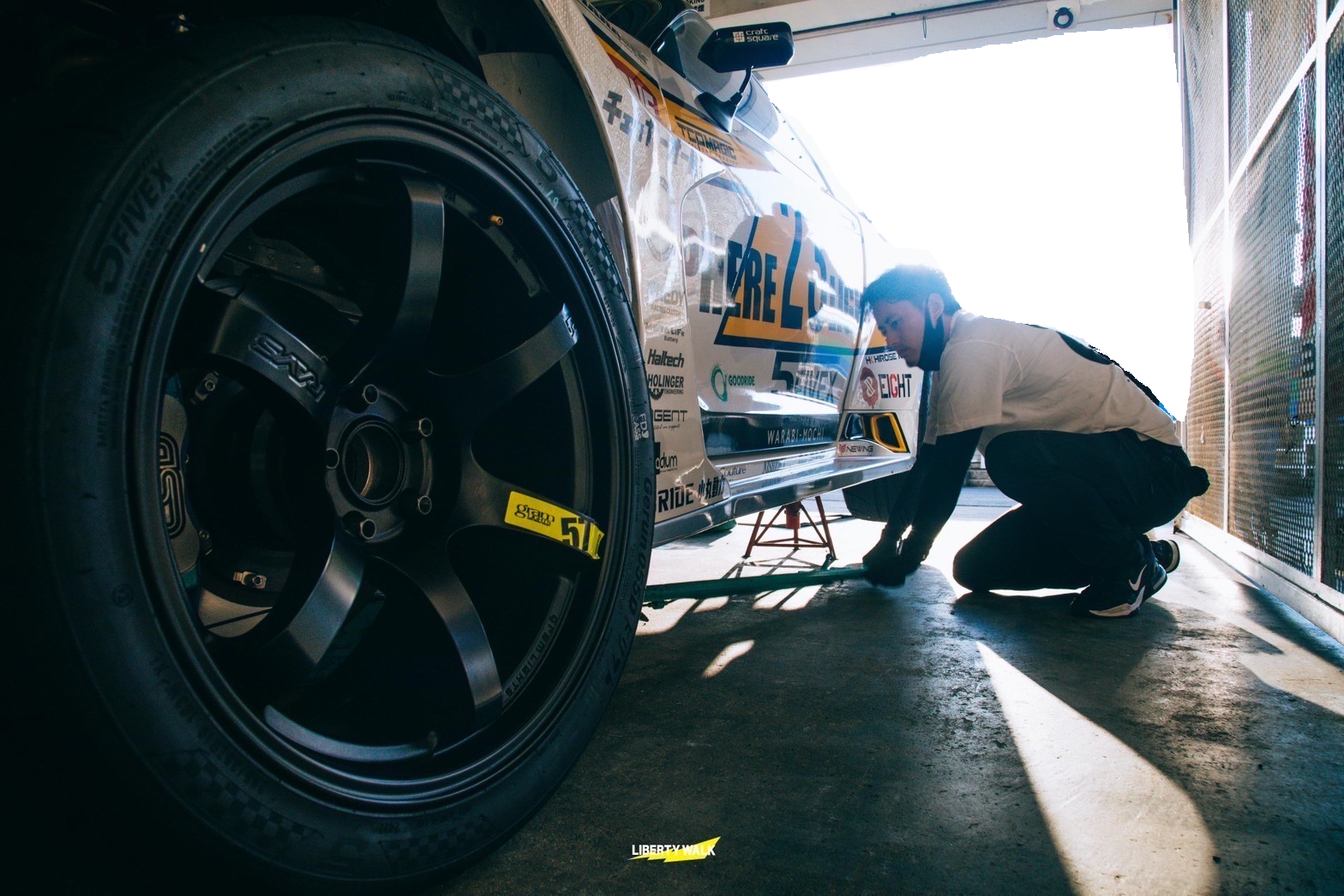 岡山　エージェント　中古車　８６