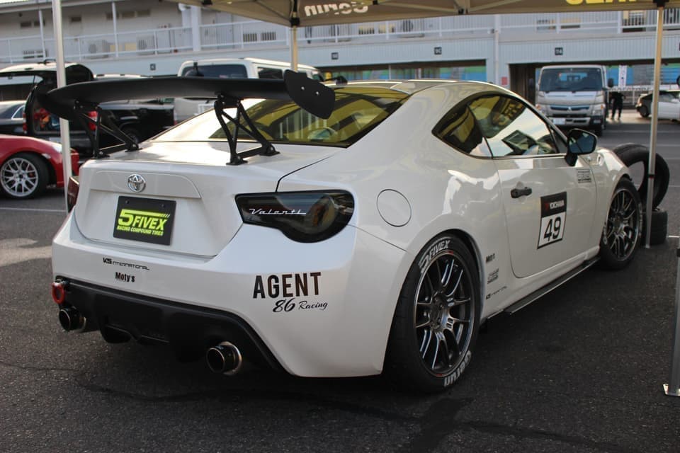 ８６をお探しなら岡山のエージェントに！８６の在庫車多数！新車・中古車販売・買取何でもお任せ下さい